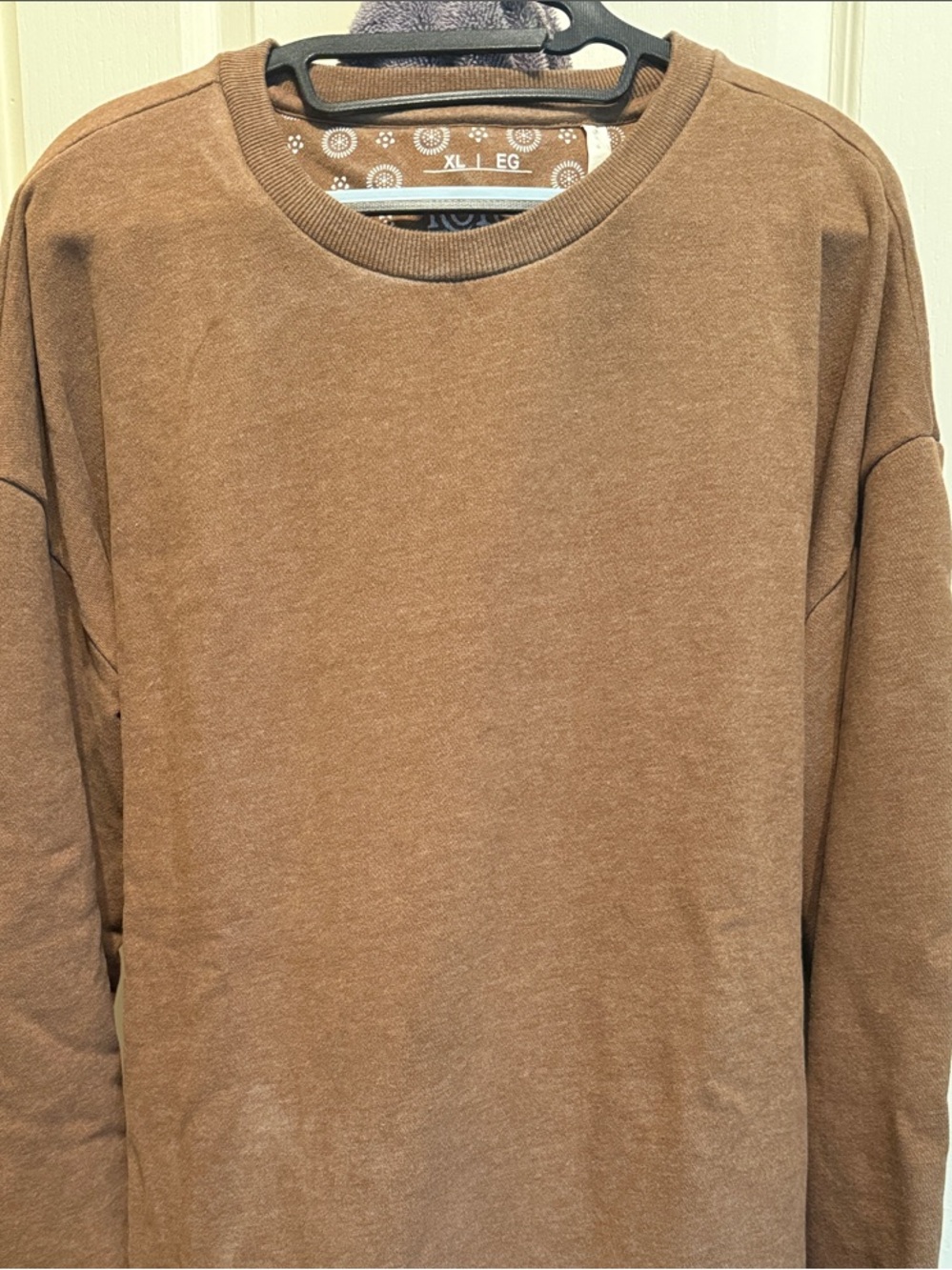 Women’s Royce Brown Crewneck sweatshirt